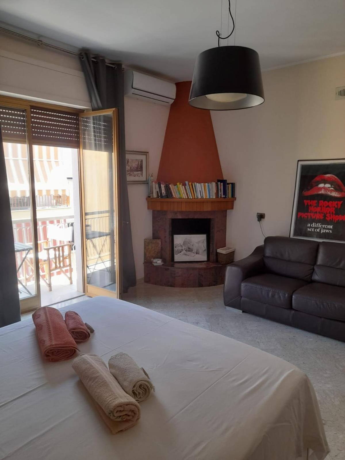 B&B Famigliare Arcadia Polignano Полиньяно-а-Маре Экстерьер фото