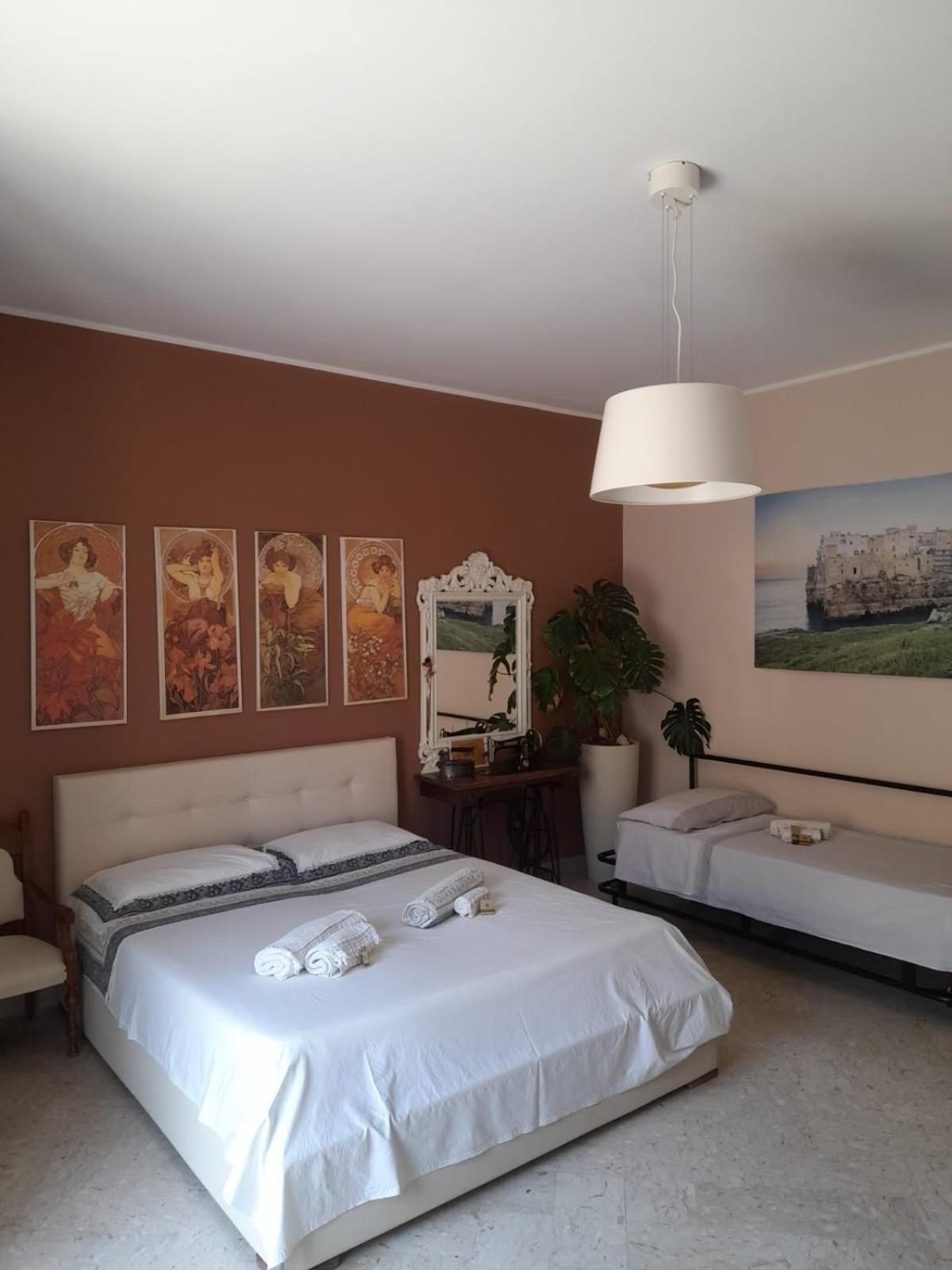 B&B Famigliare Arcadia Polignano Полиньяно-а-Маре Экстерьер фото